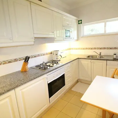 アパート T2 Jardins Do Castelo - Albufeira, Algarve アルブフェイラ